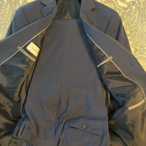 Calvin Klein men’s suit